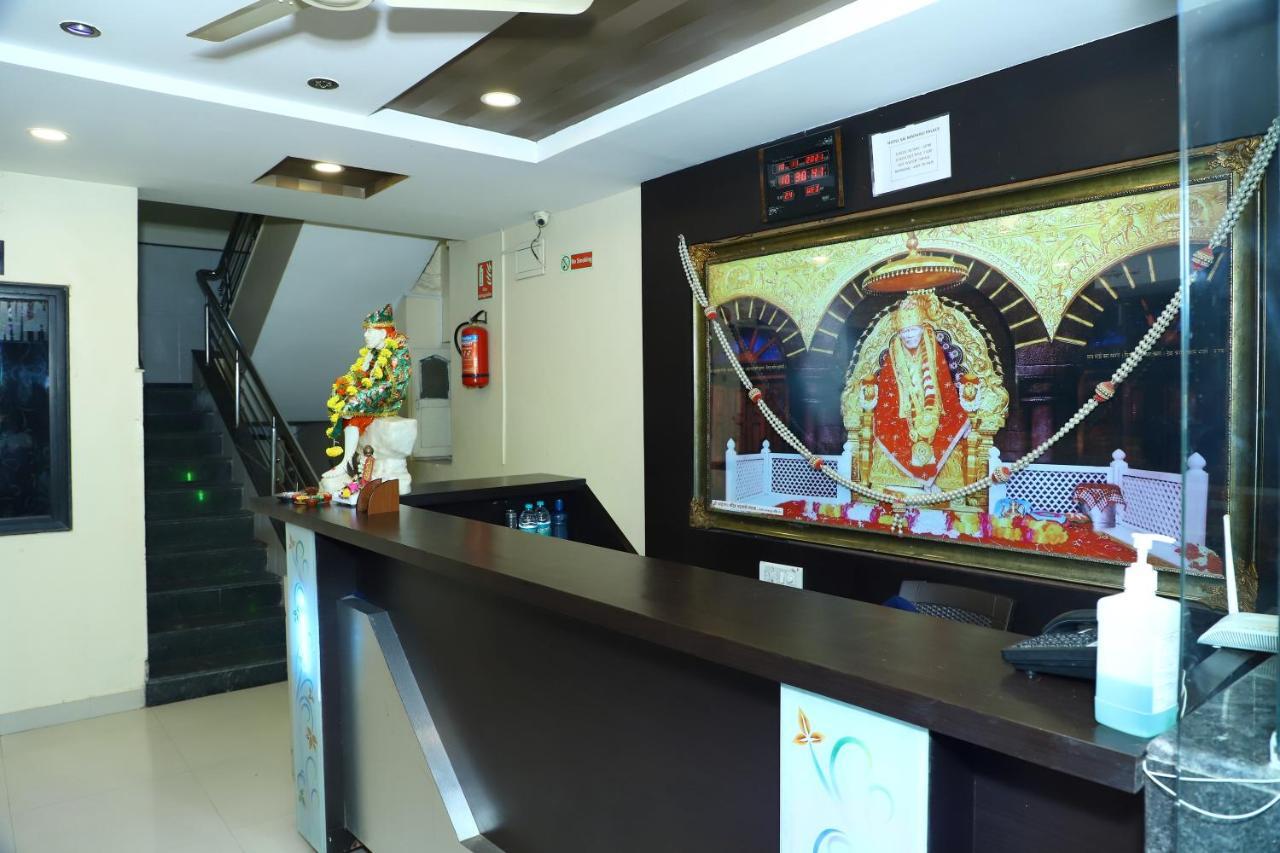 Sai Madhavi Palace Hotel Shirdi Bagian luar foto